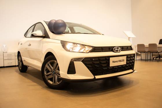 HYUNDAI HB20S 1.0 12V FLEX LIMITED MANUAL HYUNDAI HB20S 1.0 12V FLEX LIMITED MANUAL
